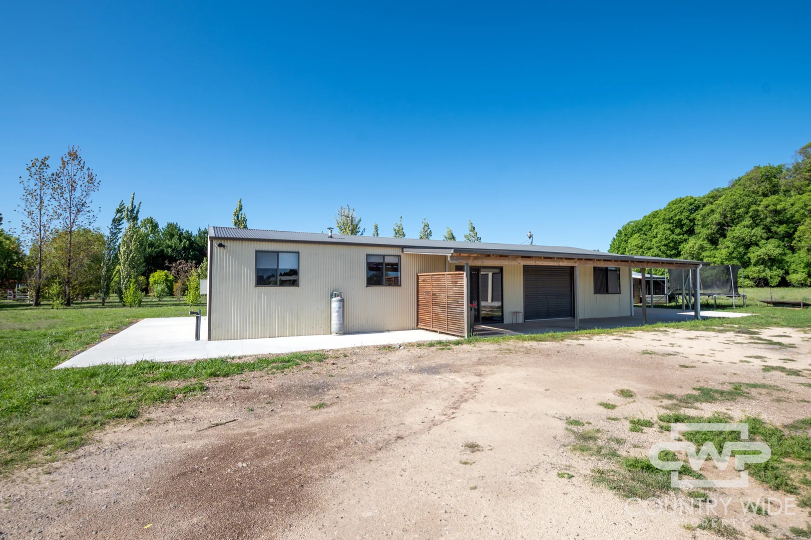 Additional image 2 of 10 Surrey Park Court, Glen Innes NSW 2370