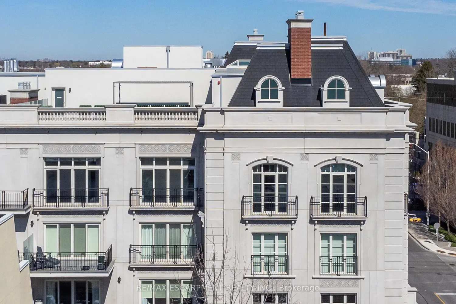 Additional image 19 of 300 Randall Street Ph1