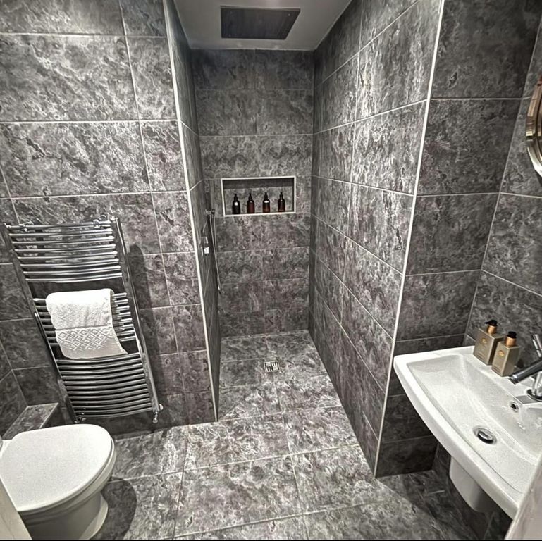 Additional image 20 of 2 bed flat to rentFlat 2 Bowring Manor, Liverpool L19