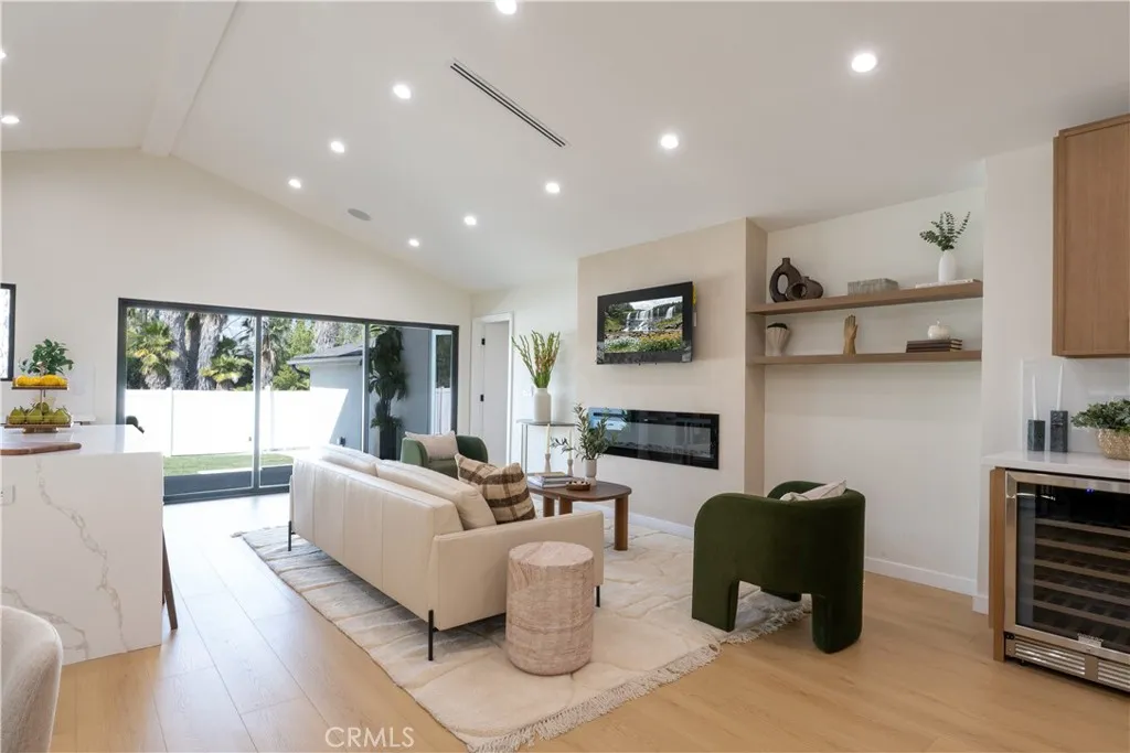 Additional image 101 of 17469 Bullock Street, Encino, CA 91316