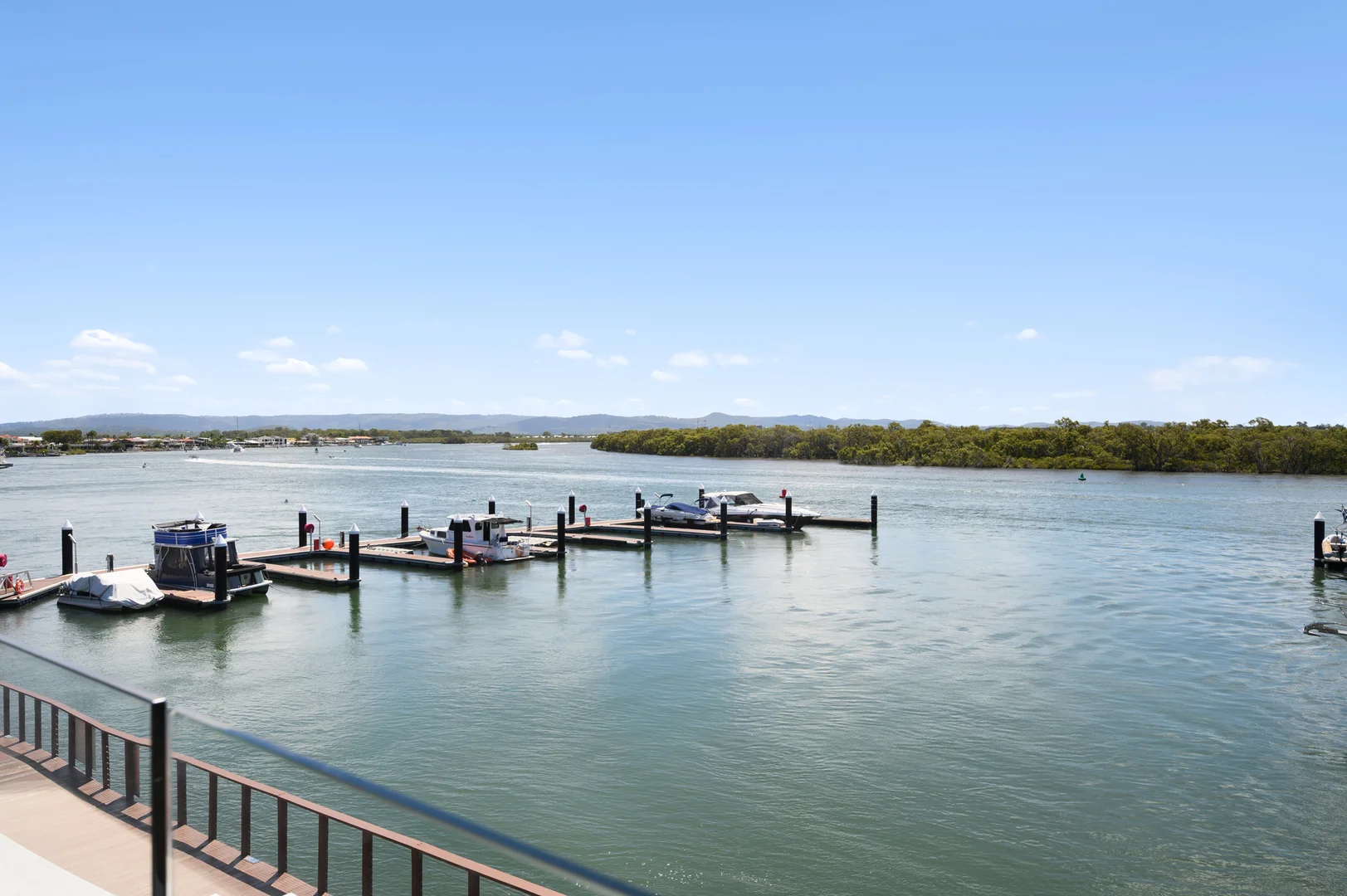 Additional image 33 of 5/2 Marina Promenade, Paradise Point QLD 4216
