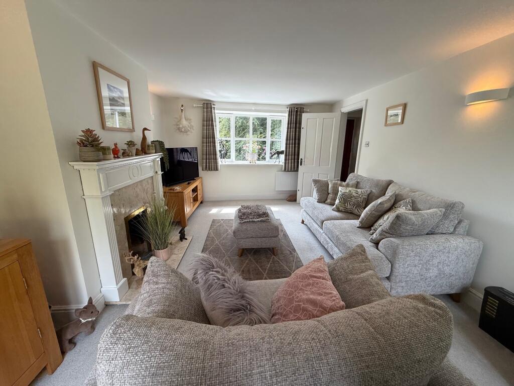 Additional image 6 of Lake Mews, Barwick Park, Yeovil, Somerset, BA22 9TB