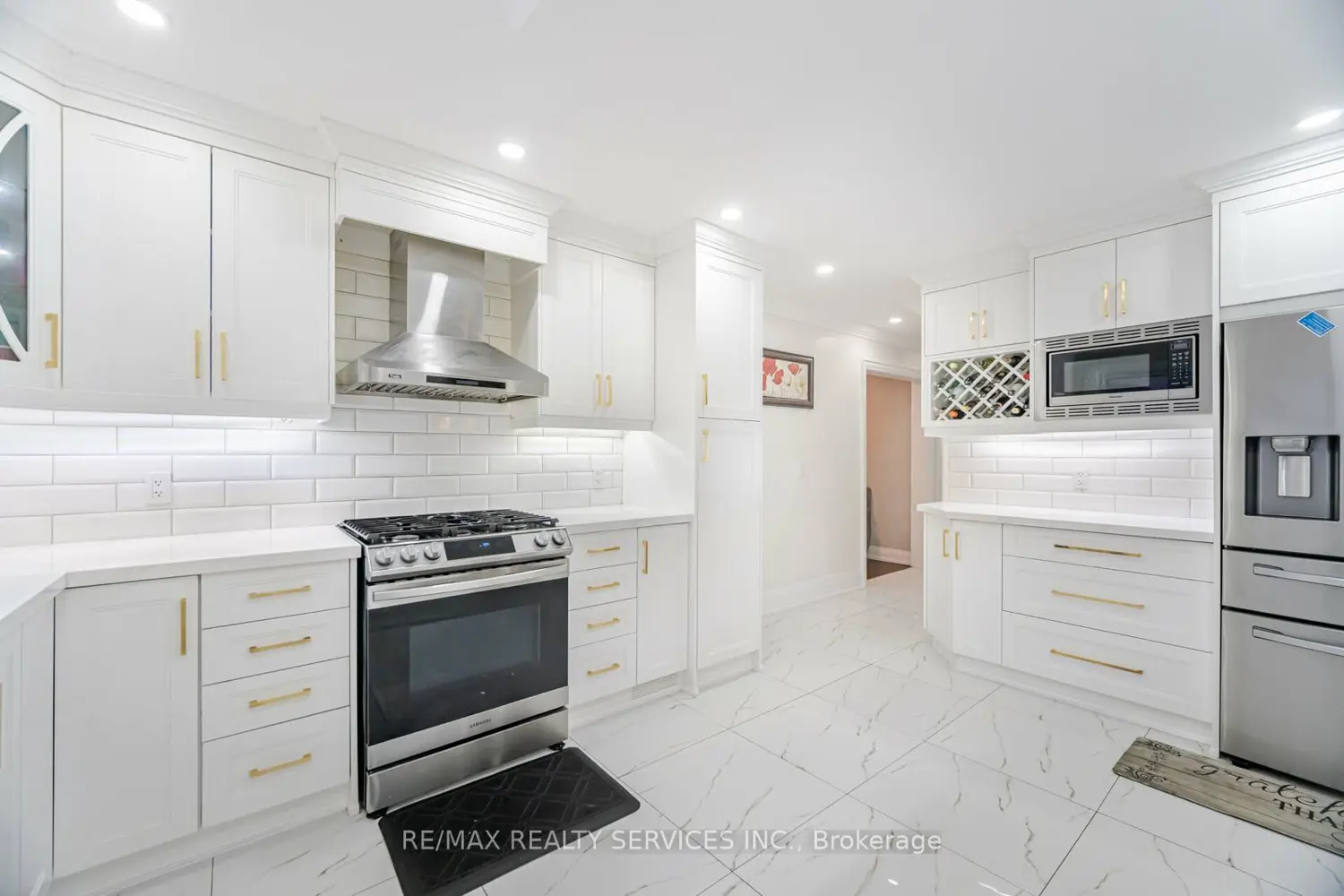 Additional image 11 of 277 Centre Street