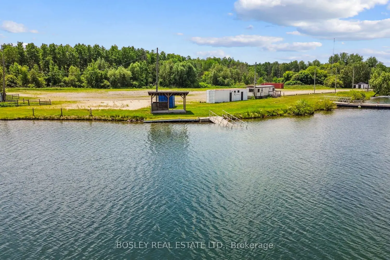 Additional image 14 of 18156 Dufferin Street