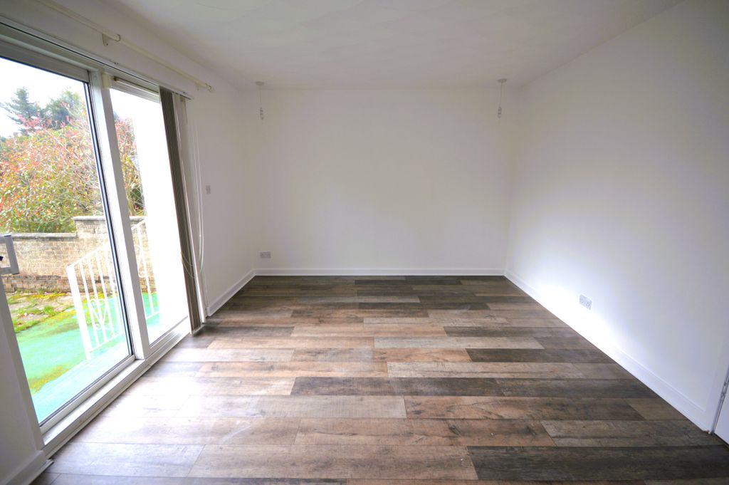 Additional image 7 of 4 bed detached house to rentLinwood Avenue, Glasgow G76