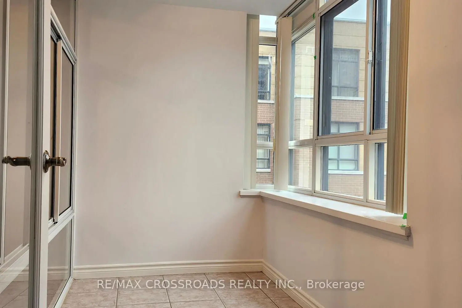 Additional image 10 of 115 Bonis Avenue 502