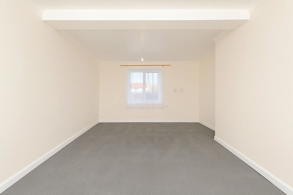 Additional image 2 of 4 bed terraced house to rentBogwood Road, Dalkeith EH22