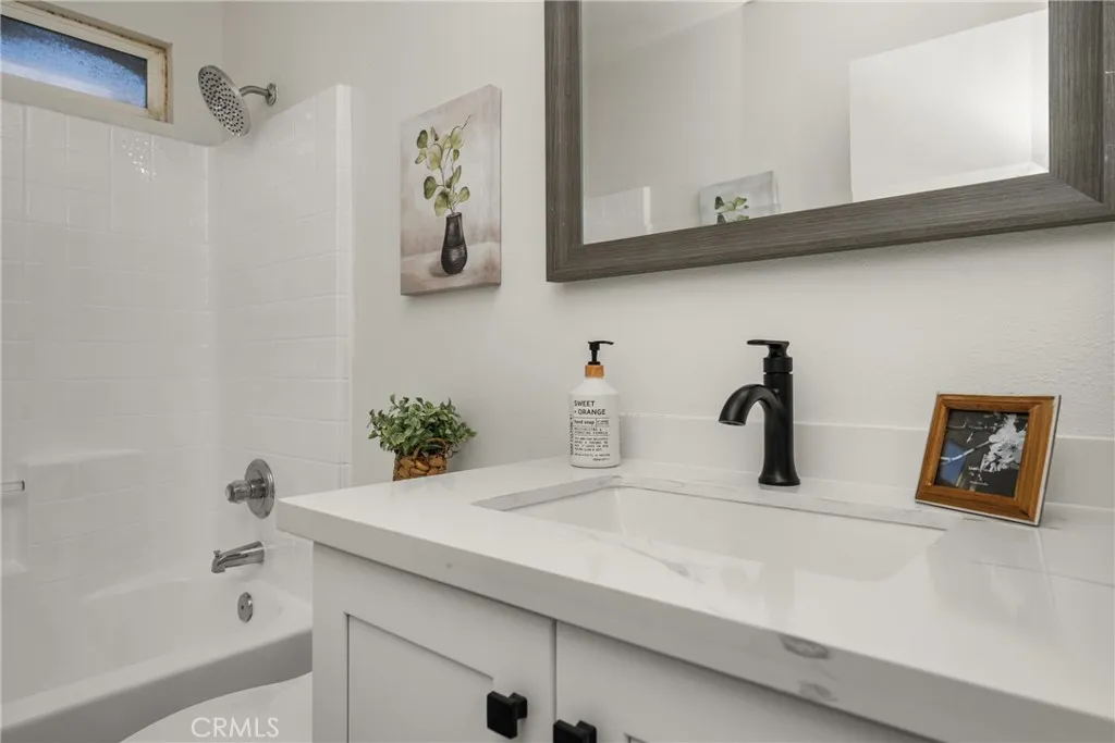 Additional image 90 of 14647 Green River Road, Victorville, CA 92394