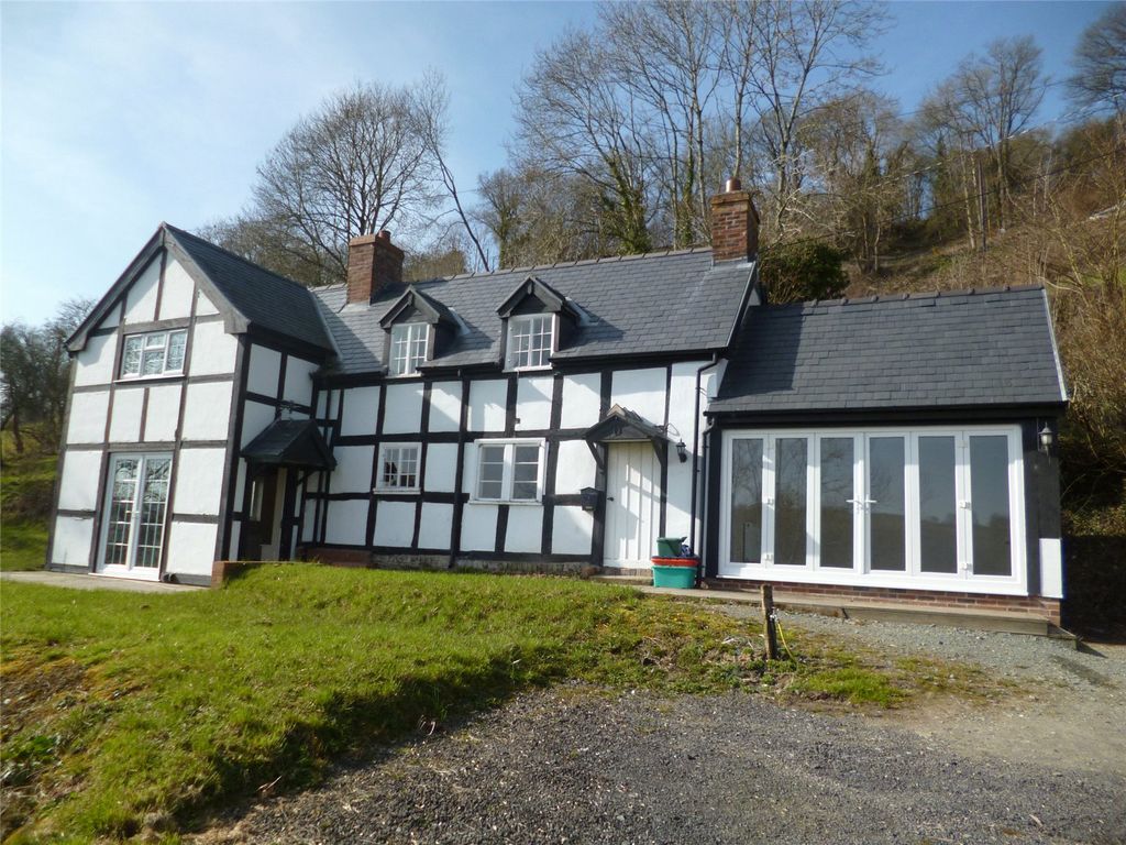 3 bed detached house to rentFron, Montgomery, Powys SY15
