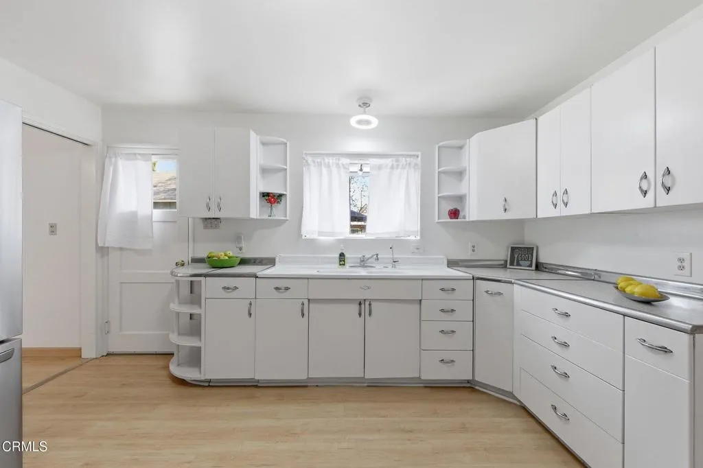 Additional image 8 of 916 E Santa Paula Street, Santa Paula, CA 93060