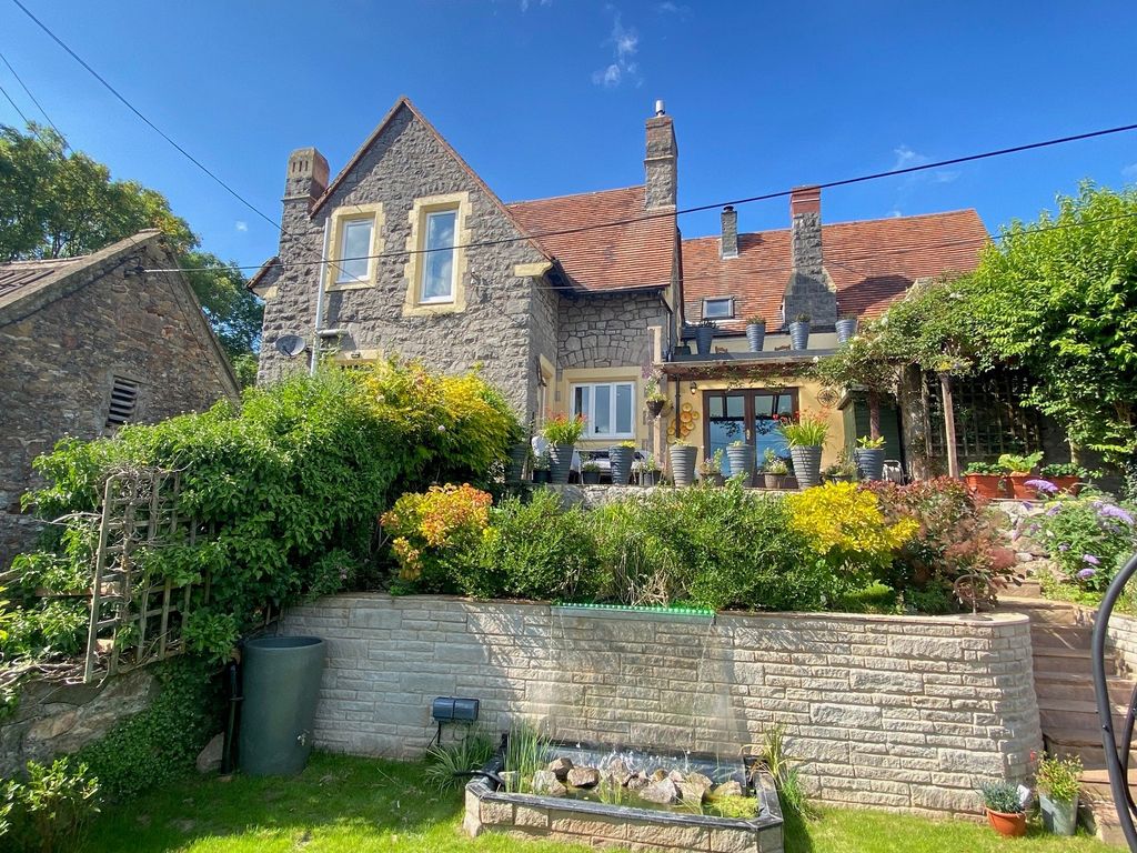 2 bed semi-detached house to rentHill View Road, Loxton, Axbridge, Somerset. BS26