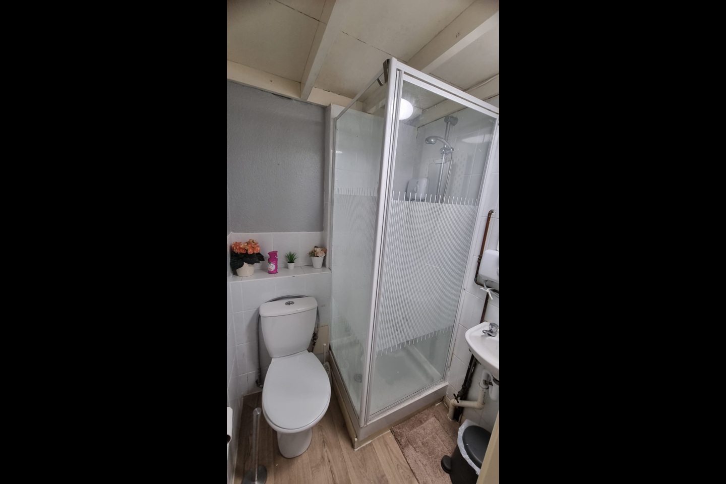 Additional image 6 of Studio Flat, Oakfield Avenue, G12, N1 7GU