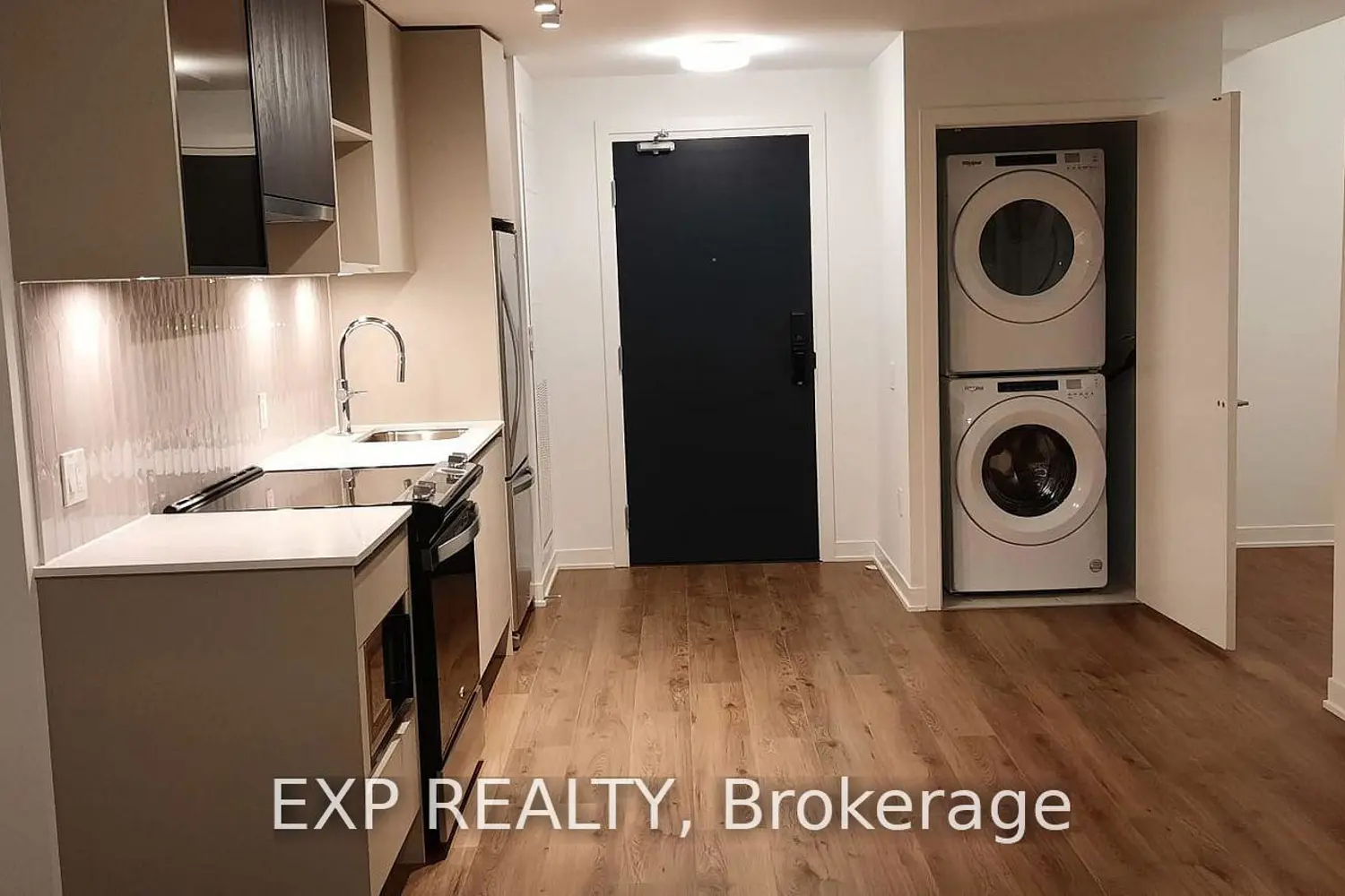 Additional image 2 of 395 Dundas Street 525