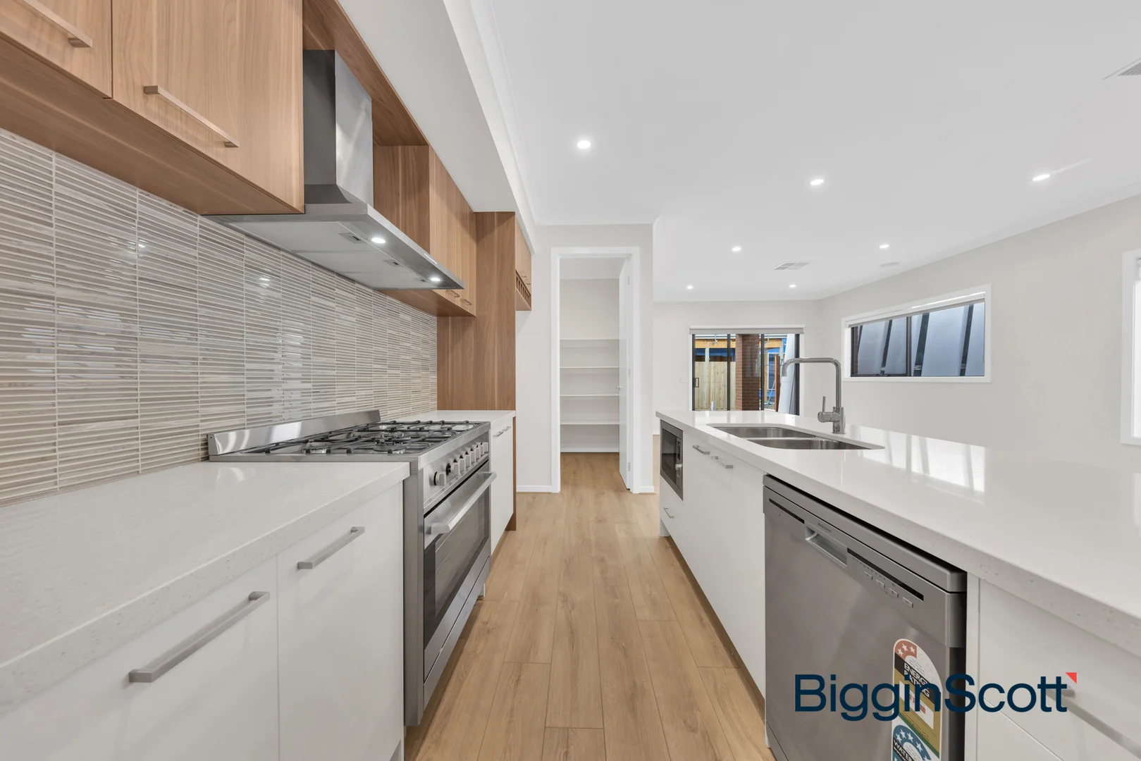 Additional image 4 of 16 Towamba Way, Tarneit VIC 3029