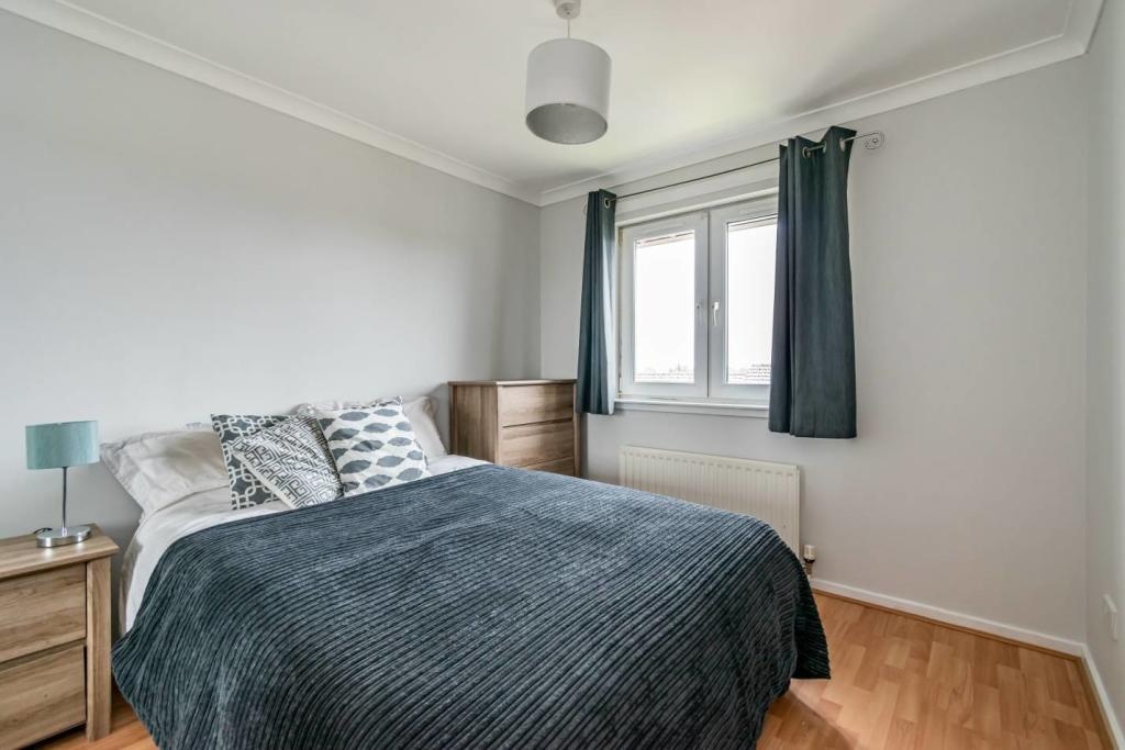 Additional image 3 of 2 Bed Flat, Saughton Mains Gardens, EH11, N1 7GU
