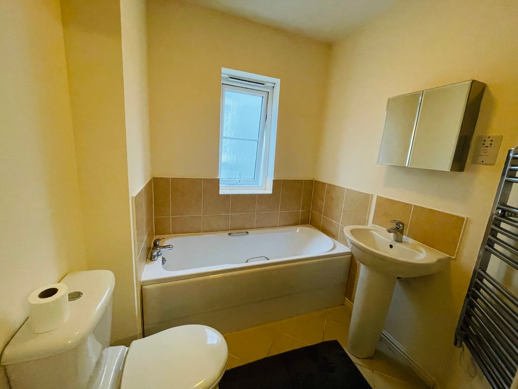 Additional image 7 of 3 bed property to rentRosemary Close, Haverfordwest SA62