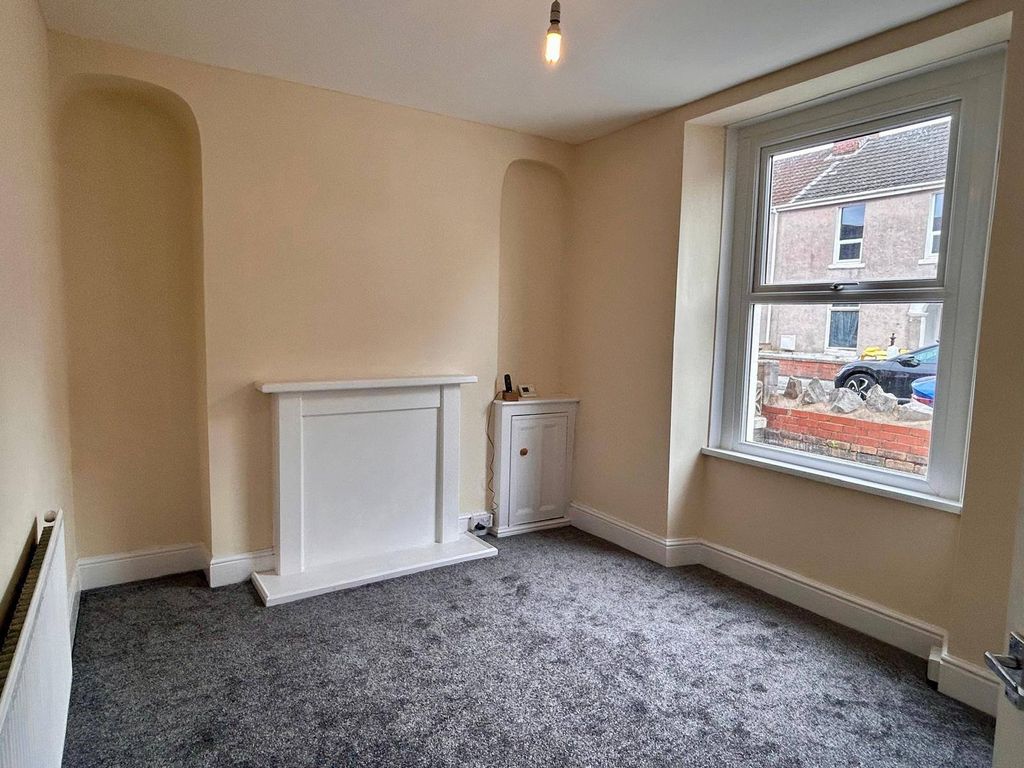 Additional image 4 of 4 bed terraced house to rentTydraw Street, Port Talbot SA13