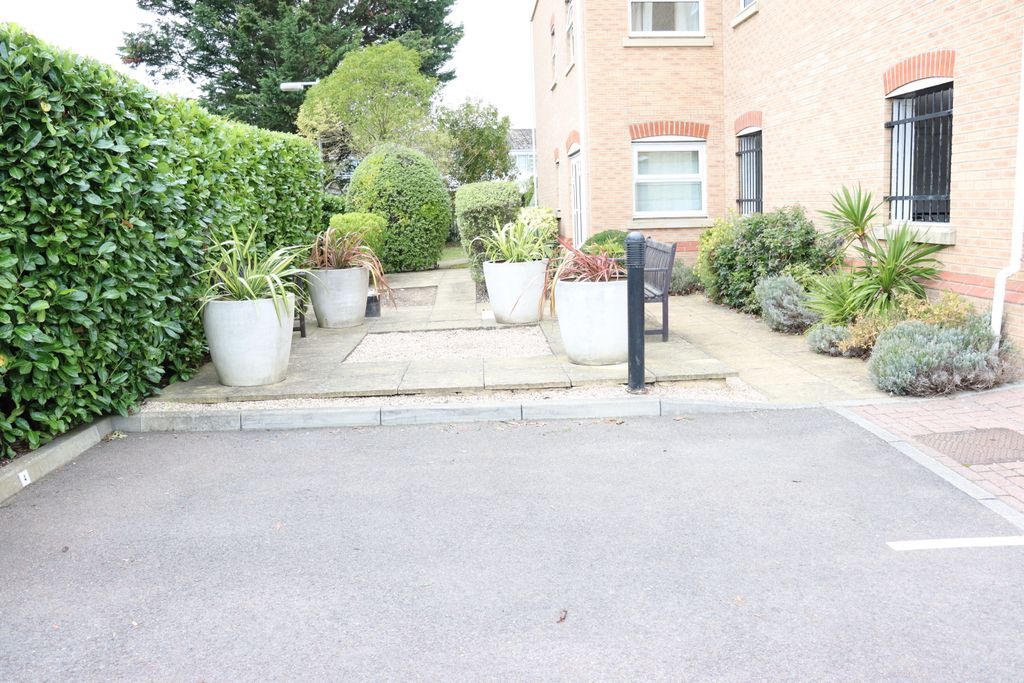 Additional image 15 of 1 bed flat to rentProspect Place, Hipley Street, Woking GU21
