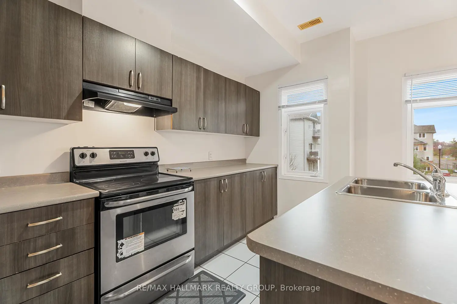 Additional image 10 of 258 Fir Lane