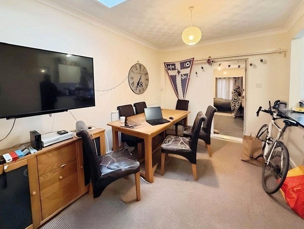 Additional image 4 of 5 bed semi-detached house to rentBeacon Road, Loughborough, Leicestershire LE11