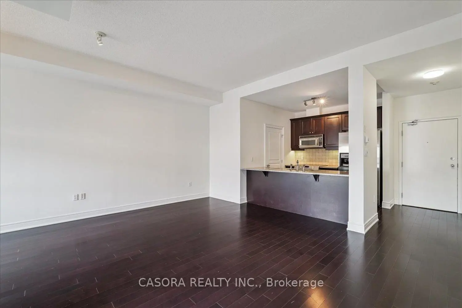 Additional image 8 of 5070 Fairview Street 102