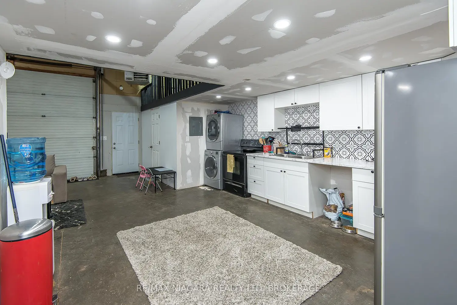 Additional image 16 of 92 Hodgkins Avenue