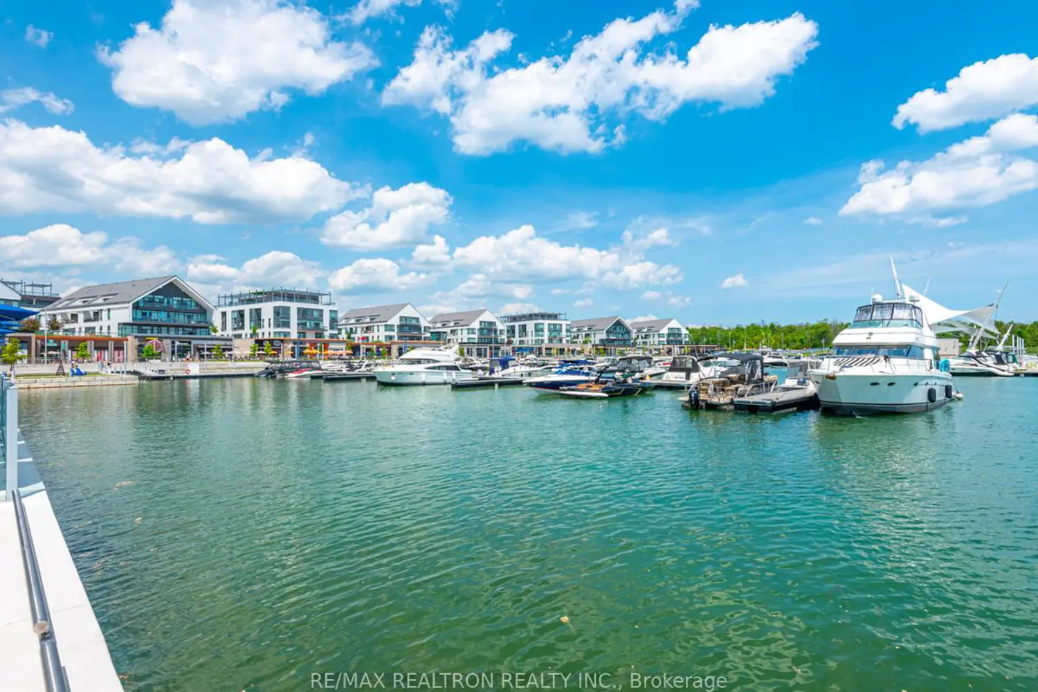 Additional image 14 of 415 Sea Ray Avenue G13