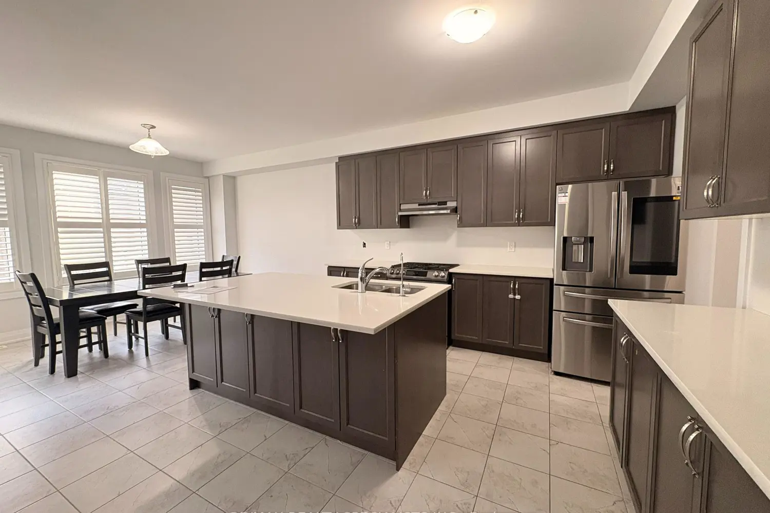 Additional image 12 of 995 Edinburgh Drive