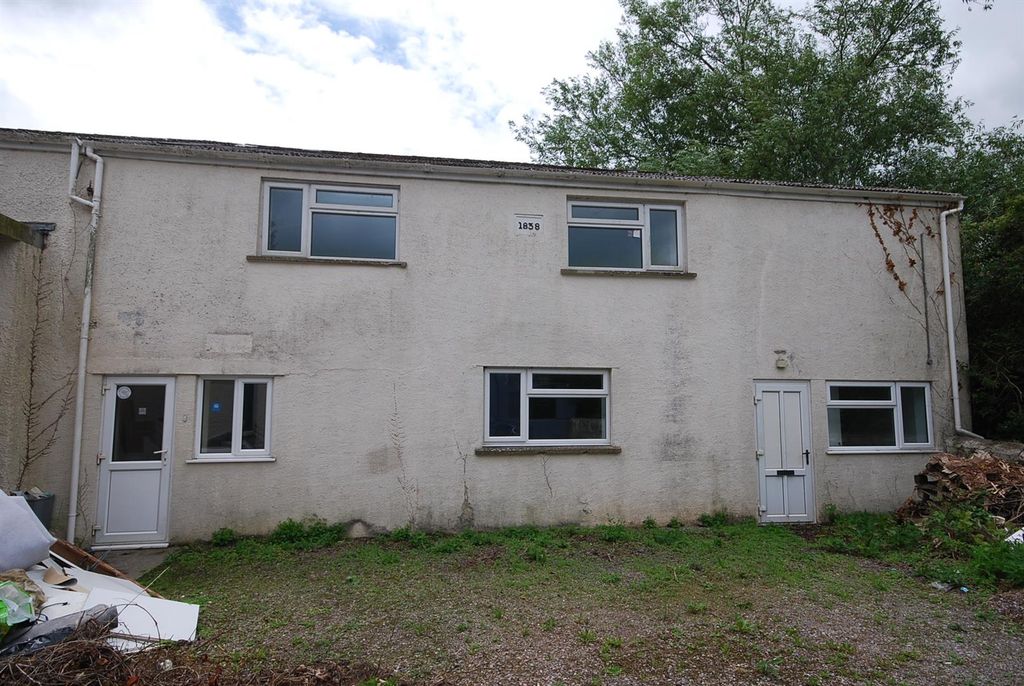 Land to rentVale Lane, Axminster, Devon EX13