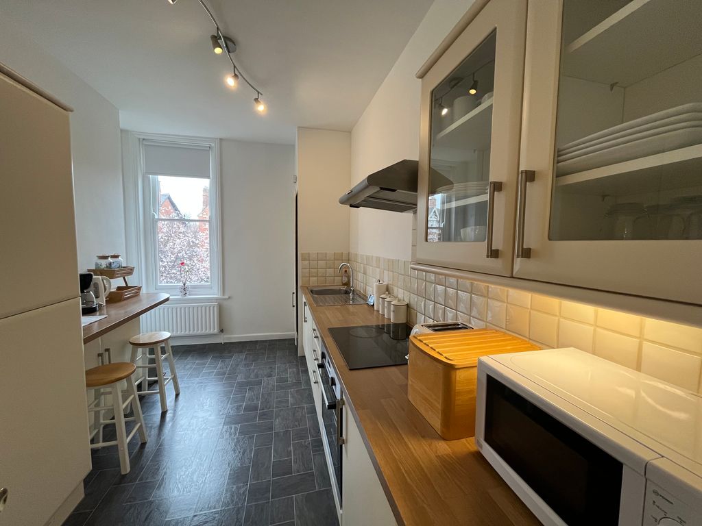 Additional image 2 of 2 bed flat to rentOckham Court, Bardwell Road, Oxford OX2