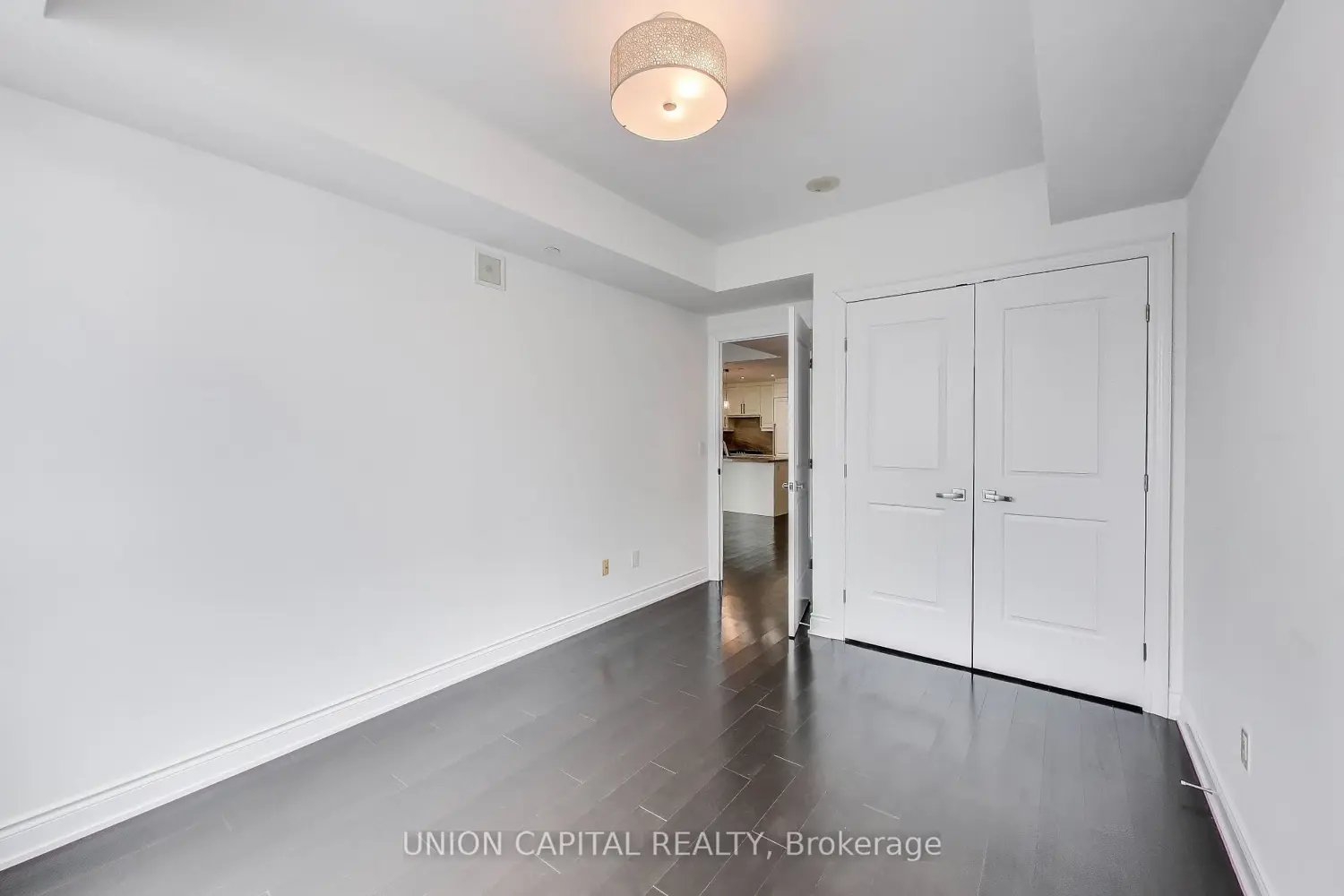 Additional image 12 of 3500 Lakeshore Road 525