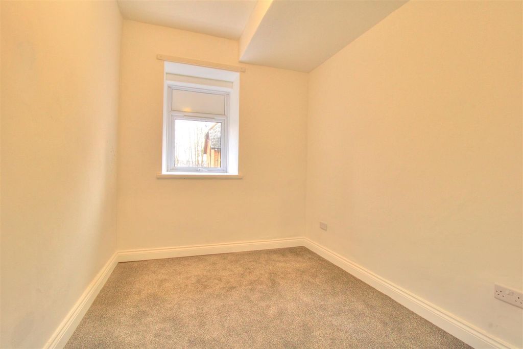 Additional image 4 of 1 bed flat to rentOffice Street, Porth CF39