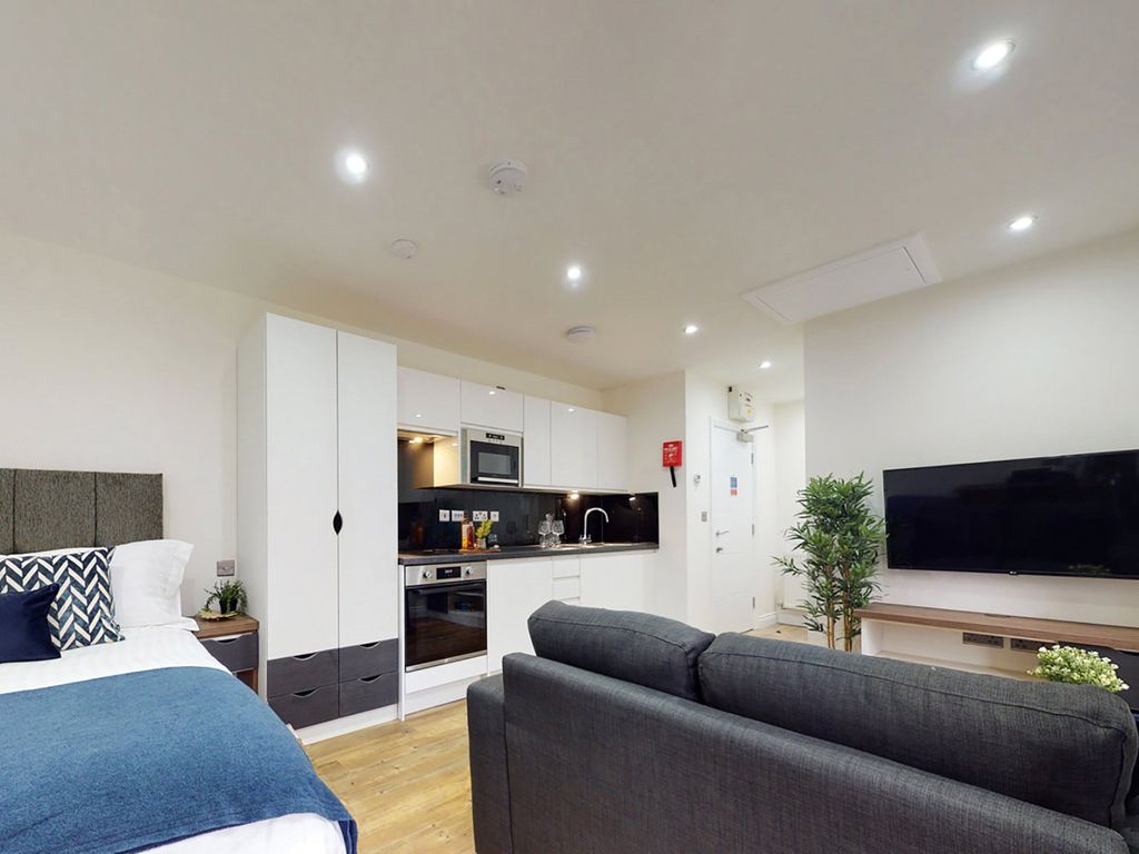 Studio to rentFlat 18, 34 Hyde Terrace #422510 LS2 photo 3