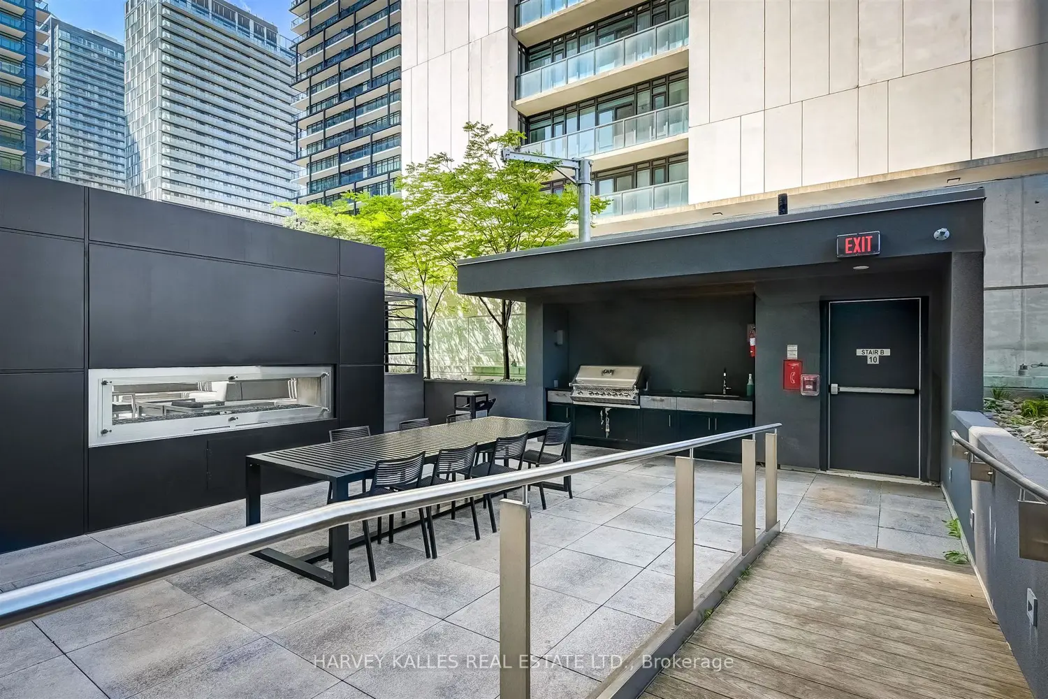 Additional image 17 of 318 Richmond Street 1508