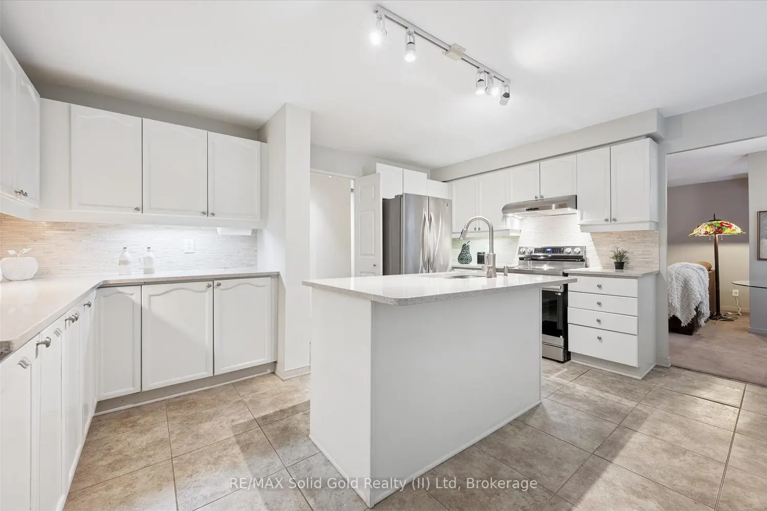 Additional image 9 of 300 Keats Way 504