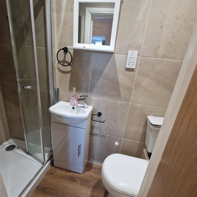 Additional image 23 of 6 bed detached house to rentLimes Close, Bushby, Leicester LE7