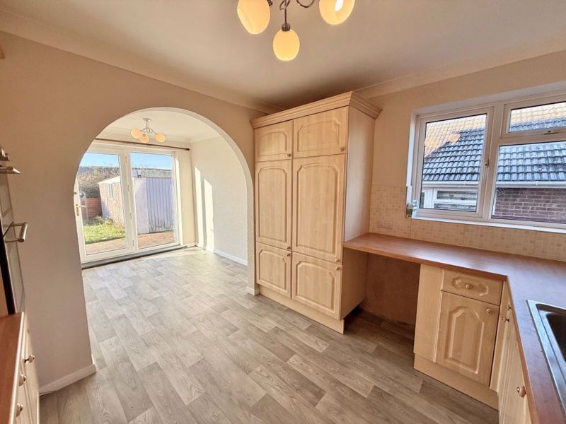 Additional image 9 of 4 bed semi-detached house to rentChestnut Road, Grimsby DN37