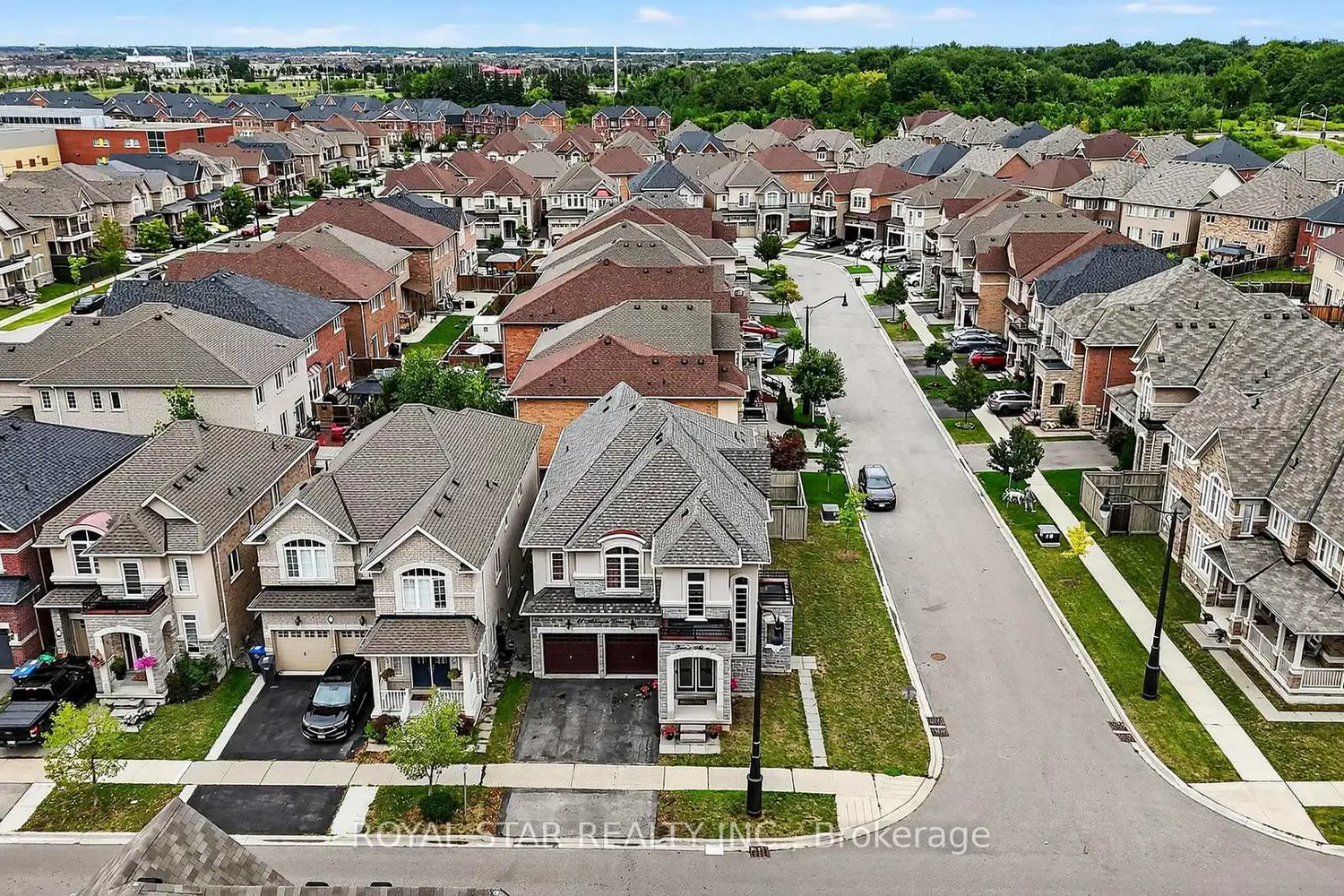 Additional image 2 of 61 Aldersgate Drive