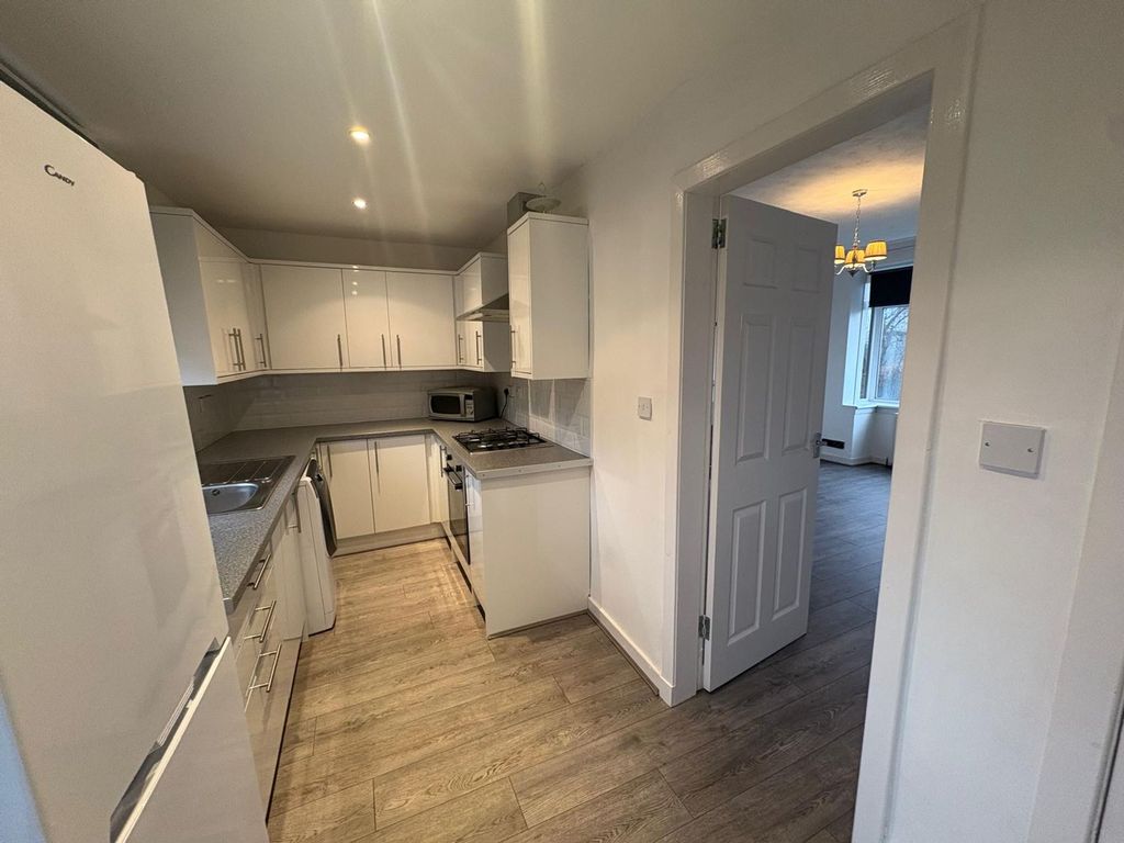 Additional image 5 of 2 bed end terrace house to rentWright Street, Renfrew PA4