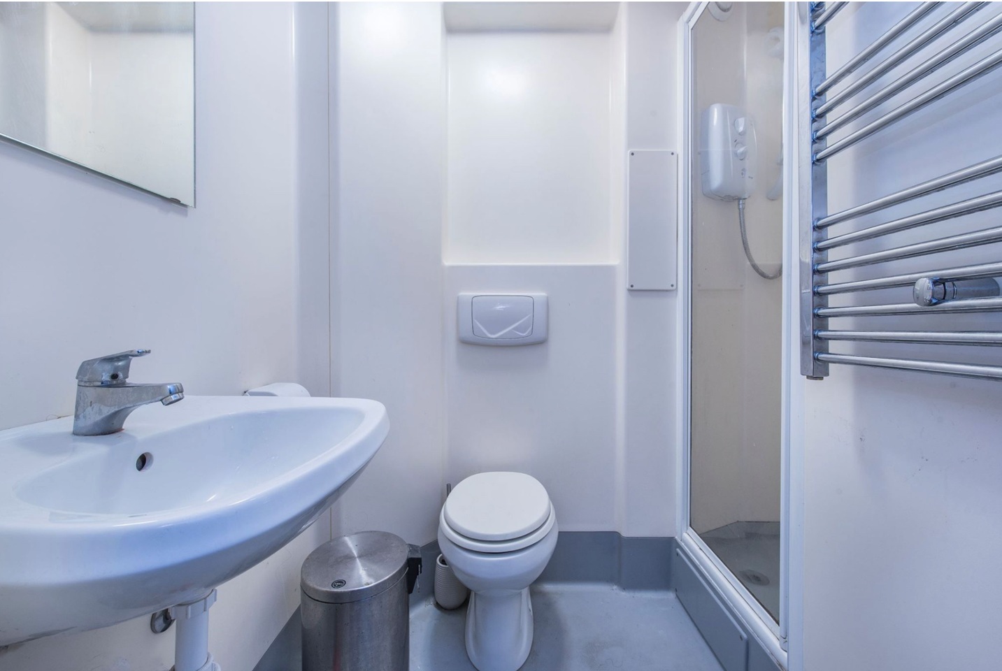 Additional image 4 of Studio Flat, Blackfriars Road, G1, N1 7GU