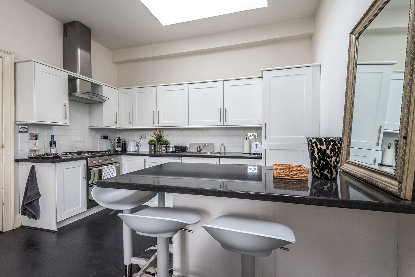 Additional image 6 of 2 Bed Flat, Howe Street, EH3, N1 7GU