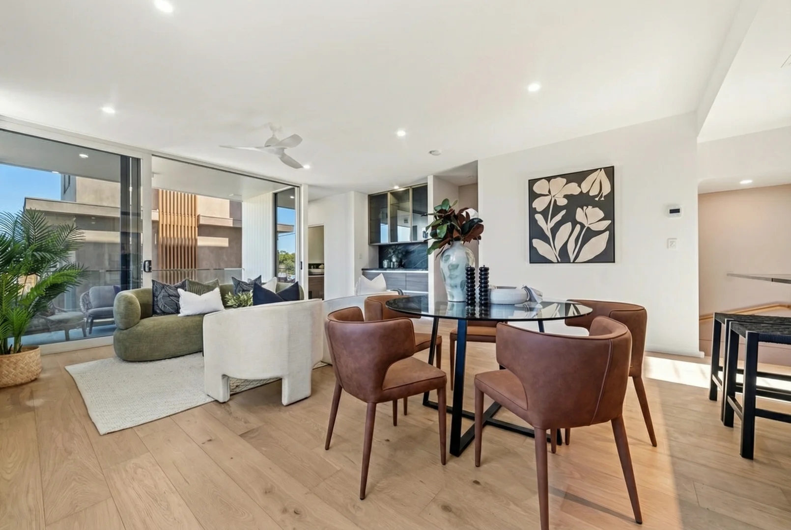 Additional image 6 of 10 Abalone Avenue, Paradise Point QLD 4216