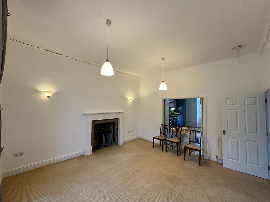 Additional image 9 of 3 bed flat to rent7B, Charlotte Street, Perth PH1