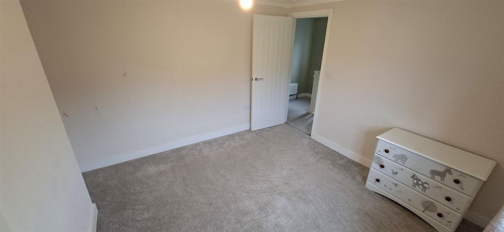 Additional image 13 of 3 bed semi-detached house to rentJury Lane, Haverfordwest SA61
