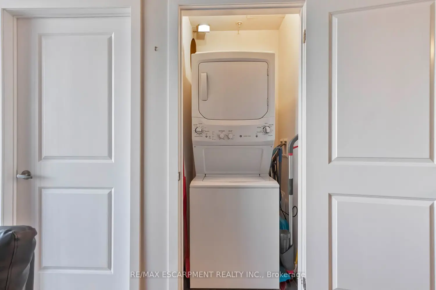 Additional image 17 of 5020 Corporate Drive 302