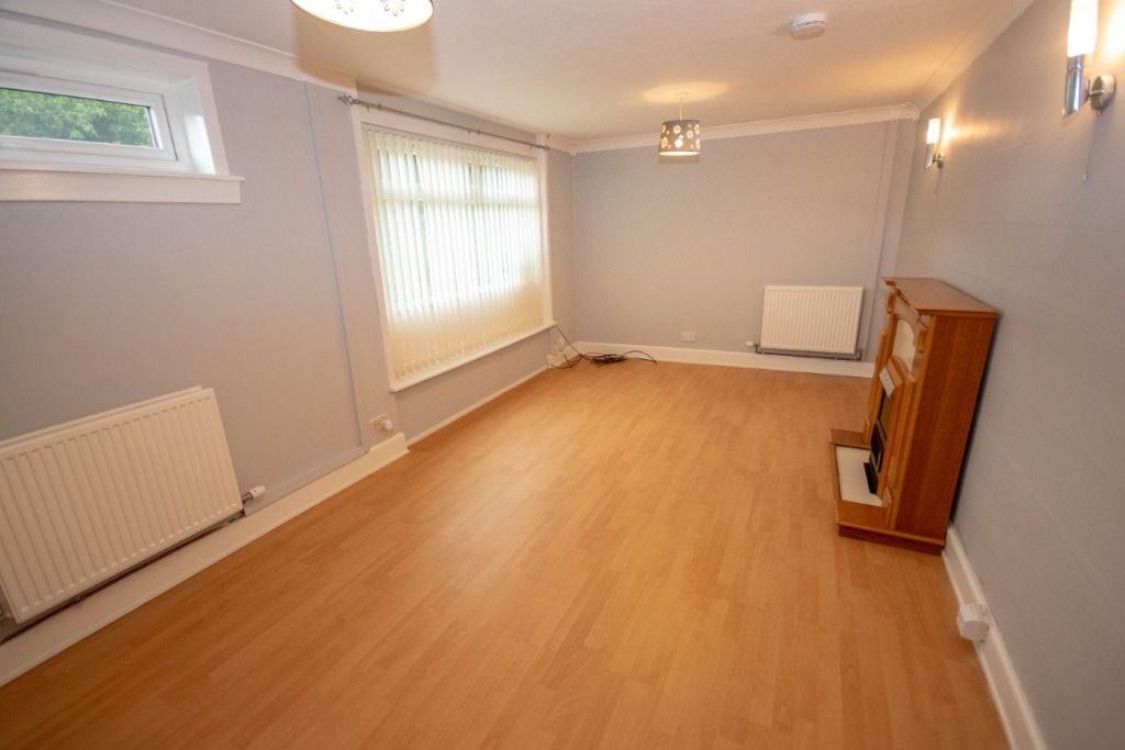 Additional image 2 of 2 bed terraced house to rentForres Drive, Glenrothes KY6