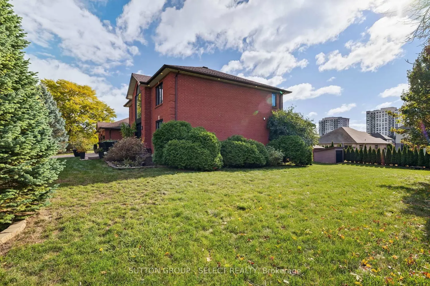 Additional image 17 of 700 Franklinway Crescent