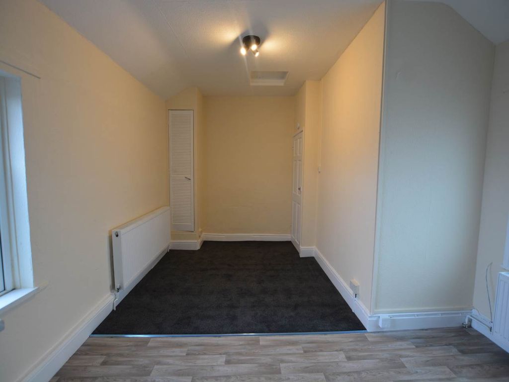 Additional image 2 of 1 bed flat to rentBedwellty Road, Cefn Fforest, Blackwood NP12