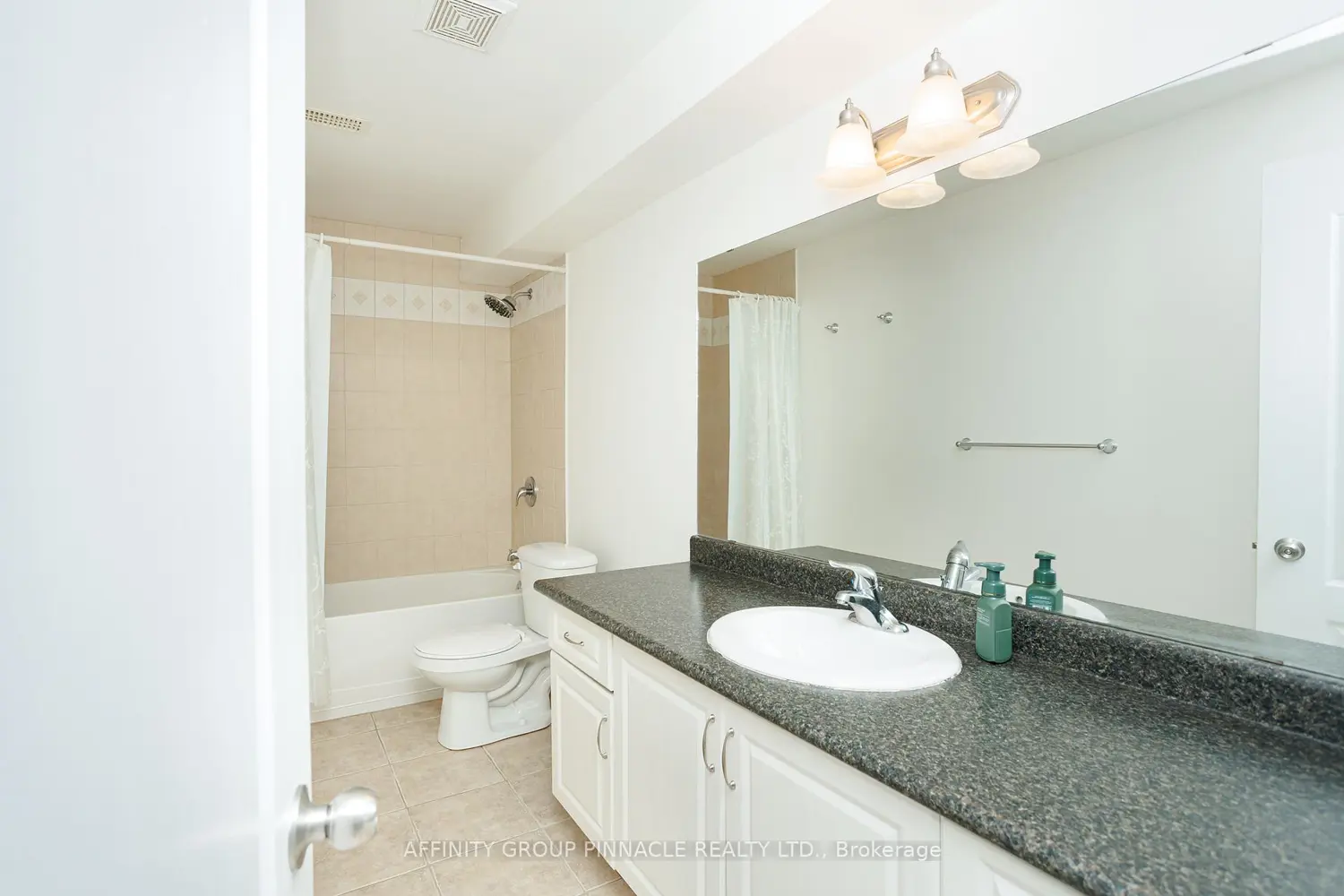 Additional image 16 of 103 Cook Street