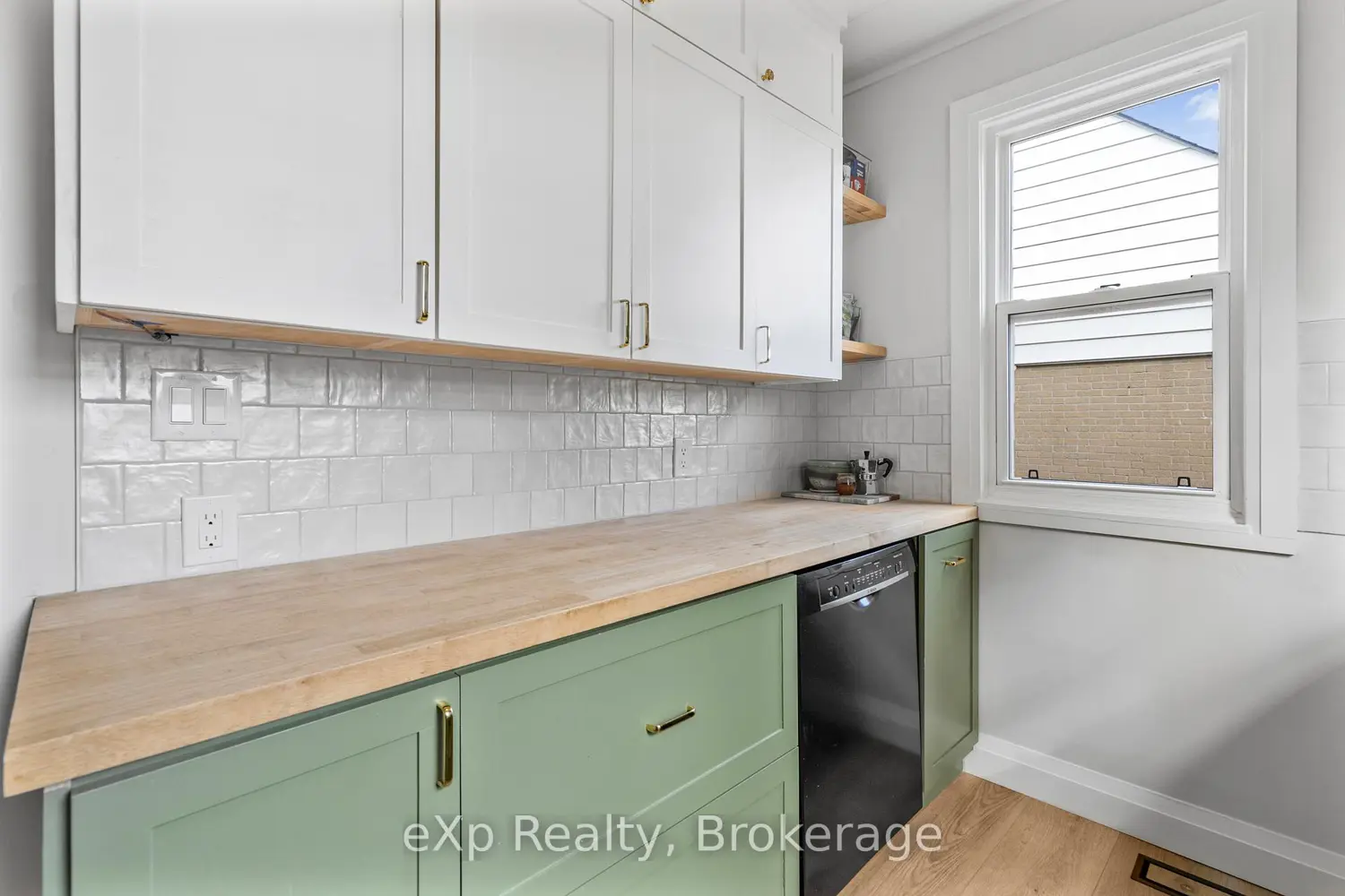 Additional image 10 of 191 East 11Th Street